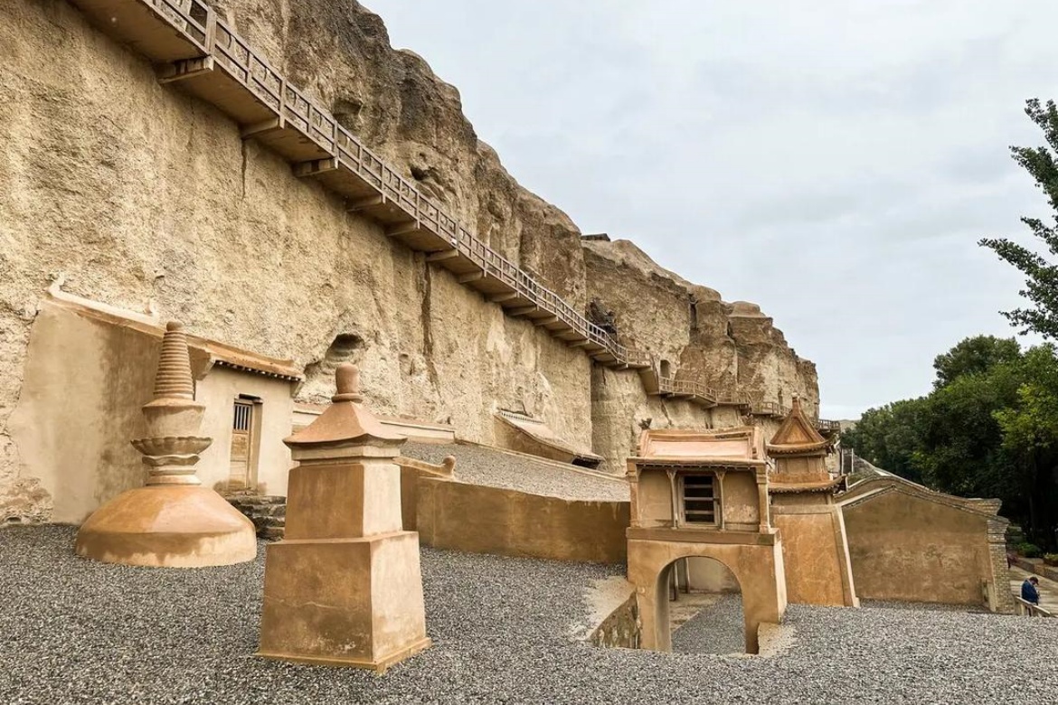 Yulin Grottoes